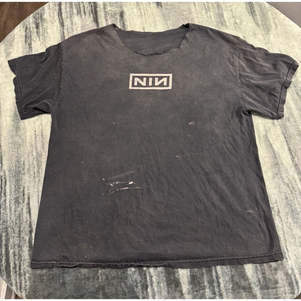 Vintage 2006 Nine Inch Nails Tour T-Shirt Mens Large Black With Teeth Cutoff